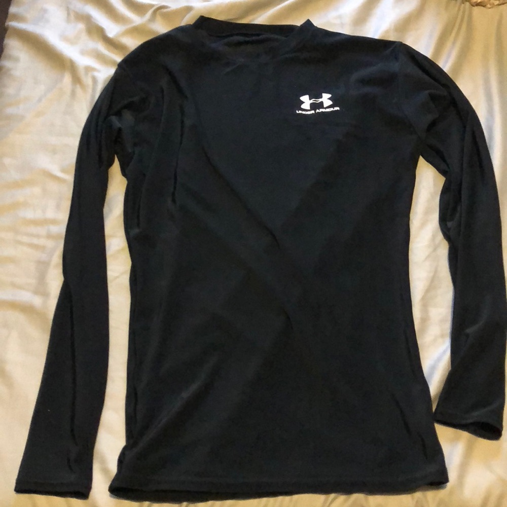 Under Armour active wear small long sleeve top